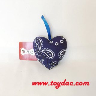 Брелок для ключей в форме сердца с ароматом хлопка
