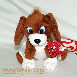 Плюшевая коричнево-белая игрушка для собак